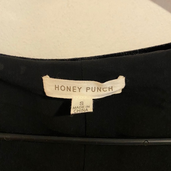 Full Sequin Open Front, Over-Sized Tunic - Picture 2 of 3